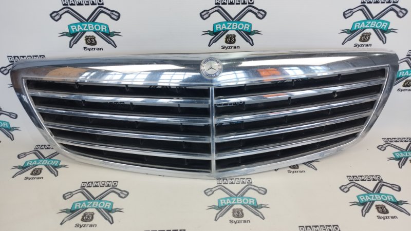 Решетка радиатора Mercedes-Benz S-Class 2008 w221