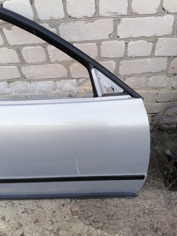Дверь боковая Volkswagen Passat 1989