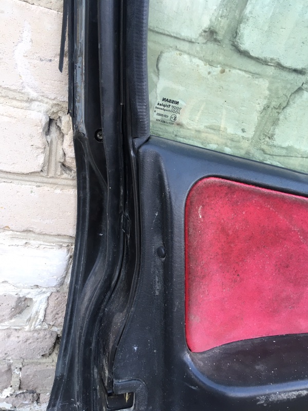 Дверь боковая Nissan Primera P10
