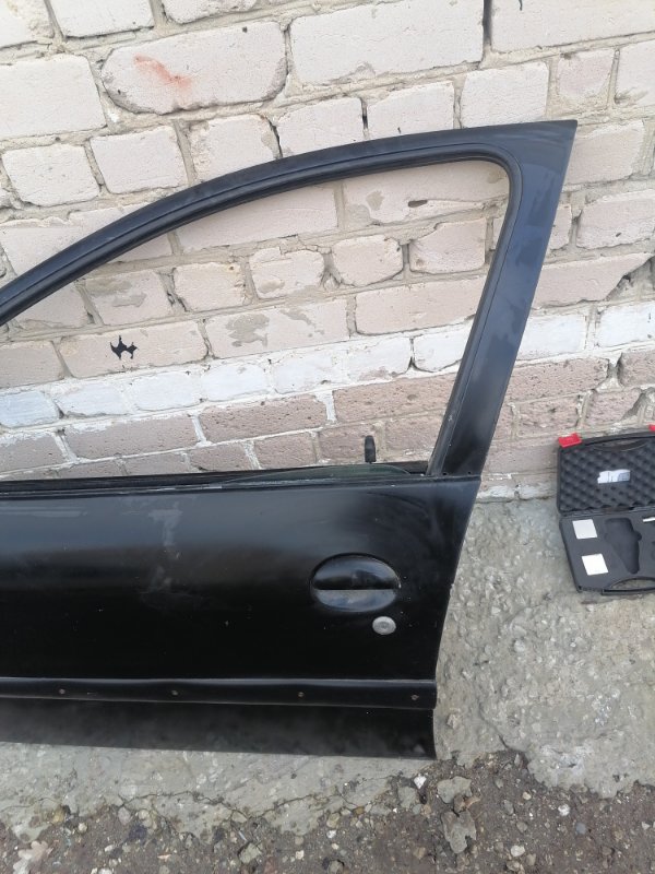 Дверь боковая Peugeot 206