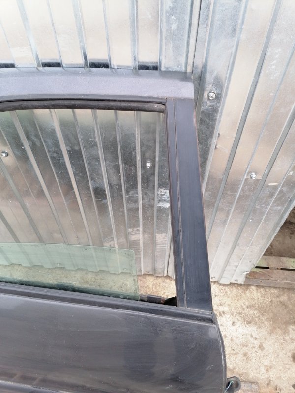 Дверь боковая Nissan Primera P10