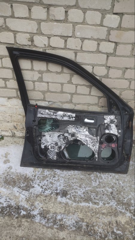 Дверь боковая