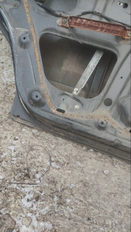 Дверь боковая Nissan Primera P10