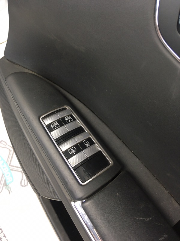 Обшивка боковой двери Mercedes-Benz S-Class 2008 w221