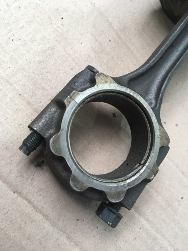 Поршень Mitsubishi Legnum