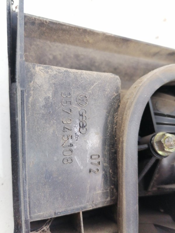 Фонарь заднего хода Volkswagen Passat 1989