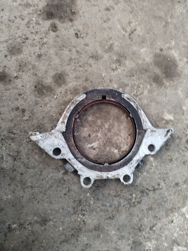 Крышка коленвала Ford Focus 1