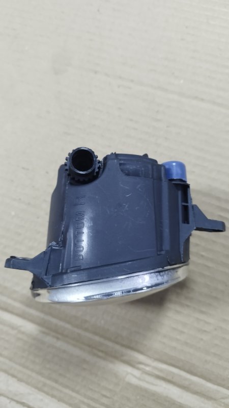 Фара противотуманная Toyota Camry ACV 40
