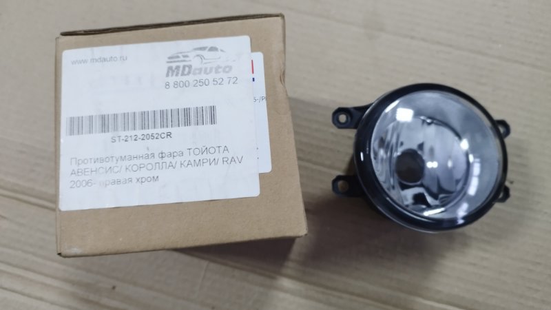 Фара противотуманная Toyota Camry ACV 40