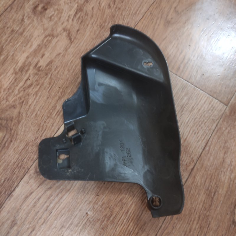Накладка в салоне Toyota Harrier 2006 2