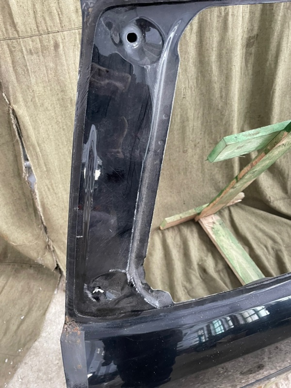 Крышка багажника Toyota LAnd CRUISER 200