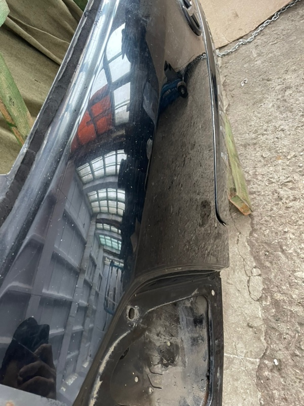 Крышка багажника Toyota LAnd CRUISER 200