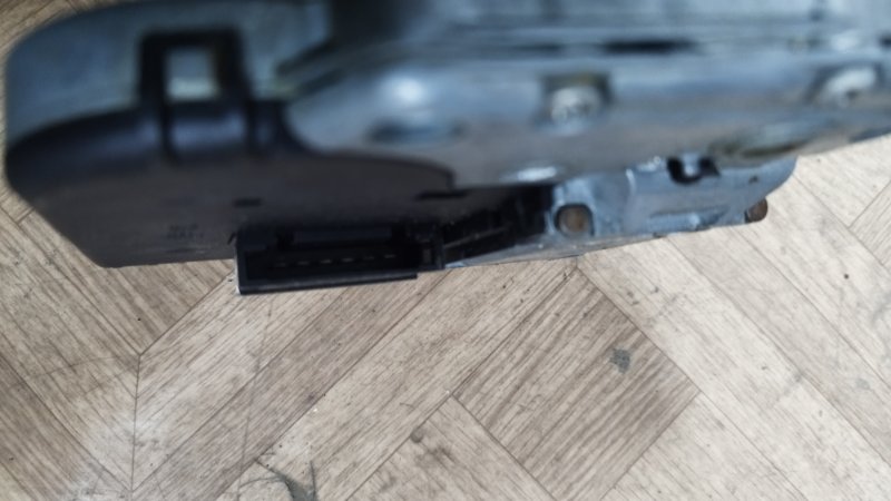 Блок управления люком Volkswagen Jetta 1992