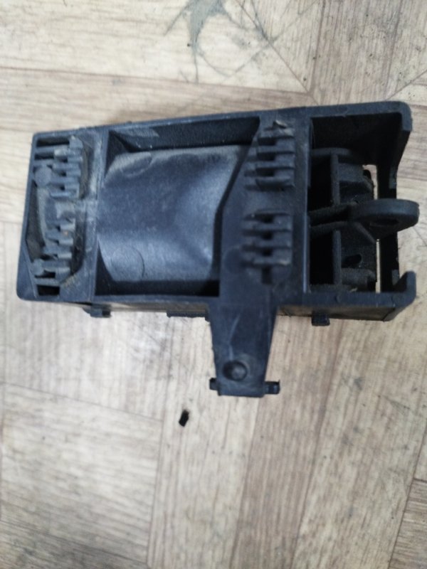 Ручка двери внутренняя Volkswagen Golf 2