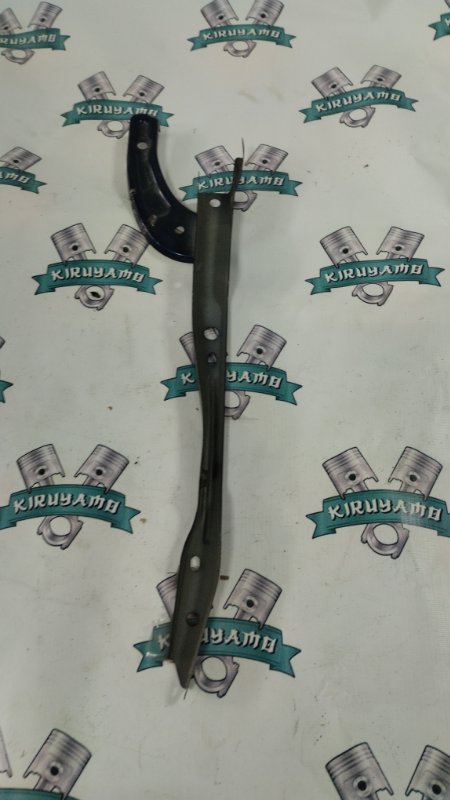 Планка радиатора Toyota camry 2007 ACV40