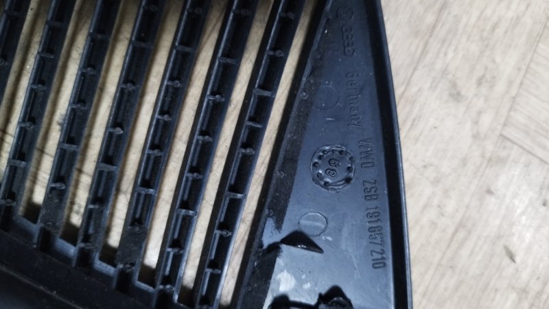 Накладка на торпедо Volkswagen Golf 2