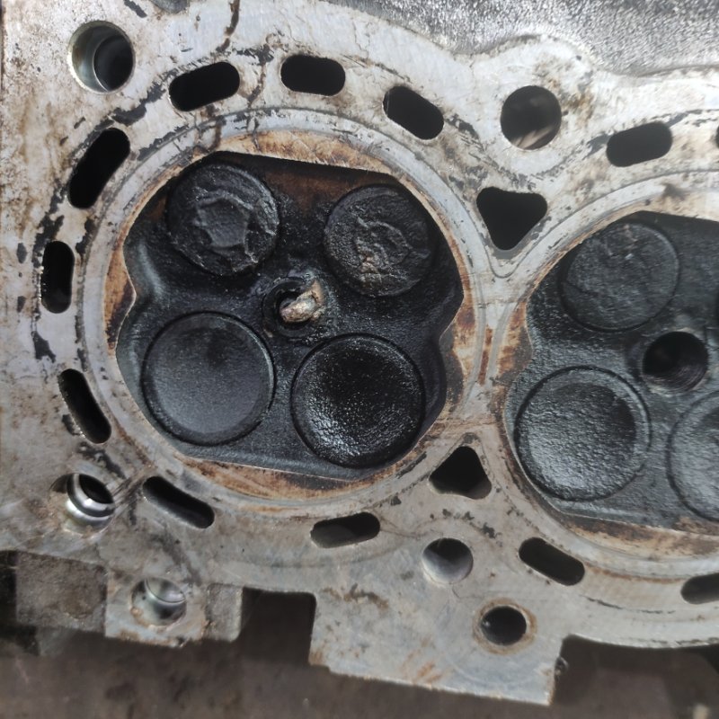 Головка блока цилиндров Nissan CUBE
