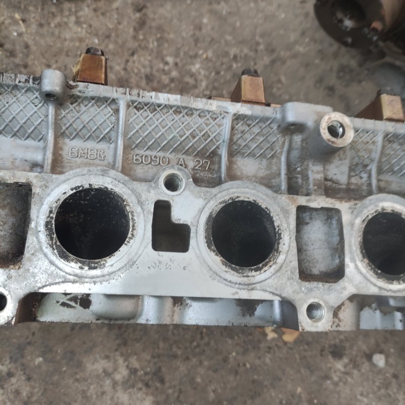 Головка блока цилиндров Mazda 6 2004 GG