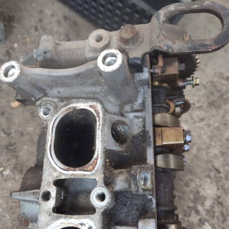 Головка блока цилиндров Mazda 6 2004 GG