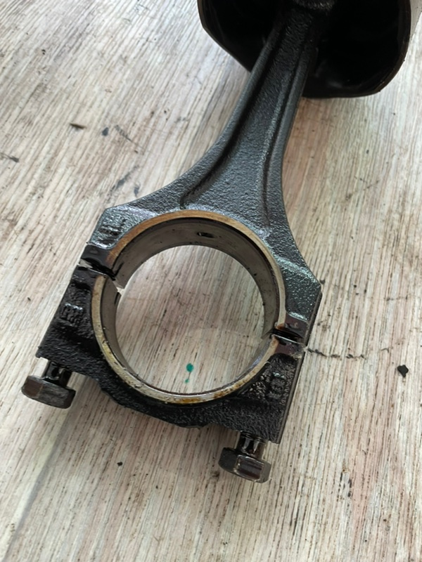 Поршень Opel Vectra B