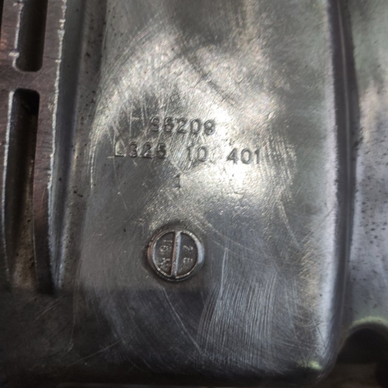 Поддон двигателя Mazda 6 2002