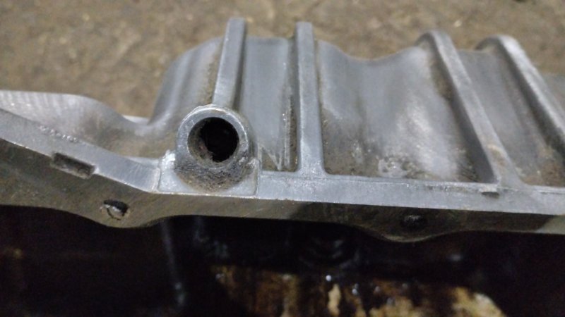 Поддон двигателя Ford Focus 2007 2