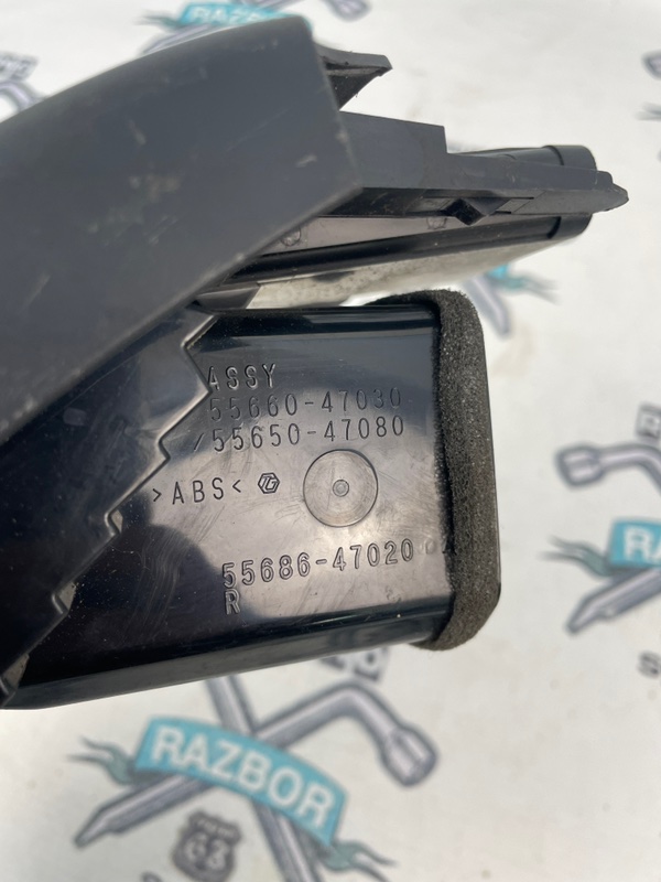 Дефлектор воздушный Toyota Prius ZVW30