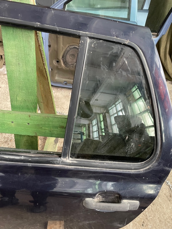 Дверь боковая Volkswagen Jetta