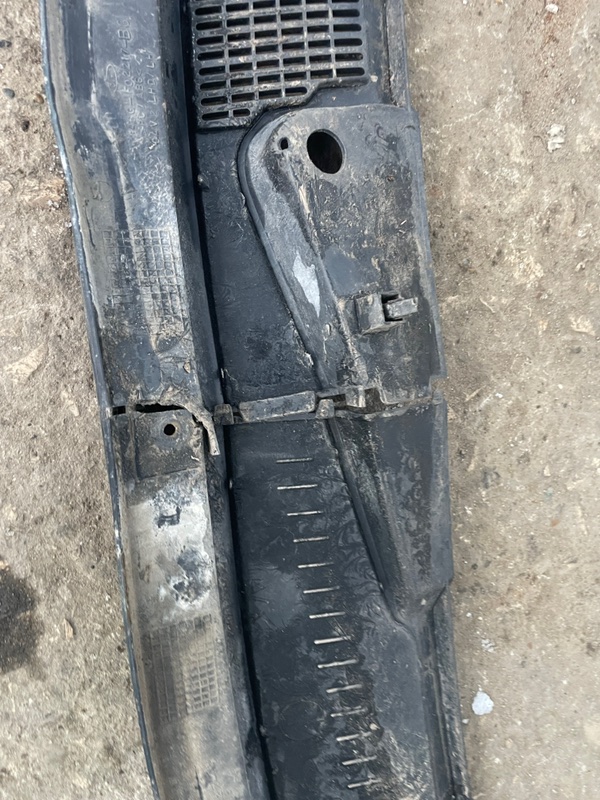 Решетка под лобовое стекло Ford Contour 1995 Contour