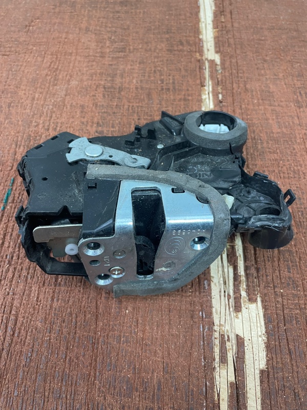 Замок боковой двери Toyota Camry 2008 ACV 40