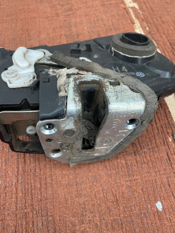 Замок боковой двери Toyota Camry 2008 ACV 40