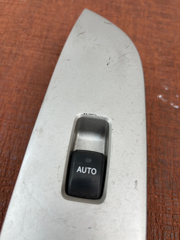 Кнопка стеклоподъемника Toyota Harrier 2006 2