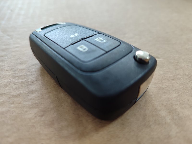 Ключ зажигания Chevrolet Cruze 2012 J300