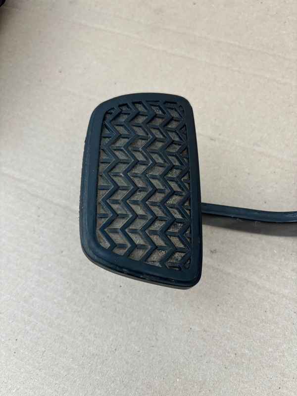 Педаль тормоза Toyota Harrier 2006 2