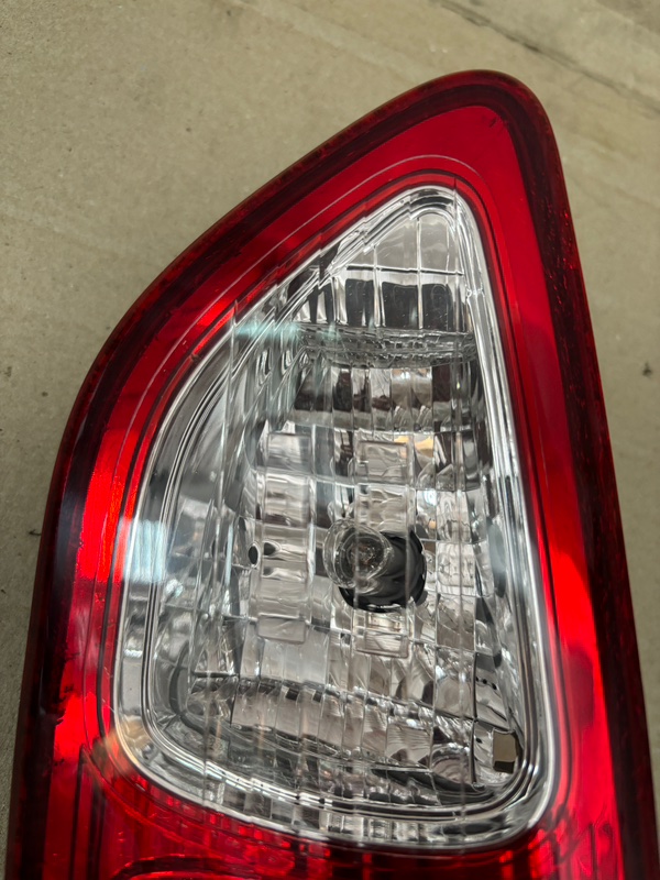 Стоп-сигнал Daihatsu Max L950S EF-VE