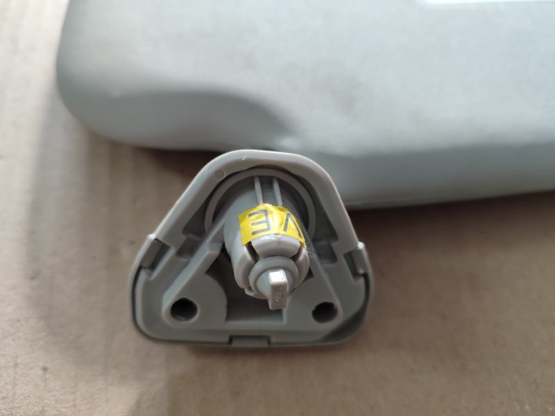 Козырек солнцезащитный Nissan Leaf