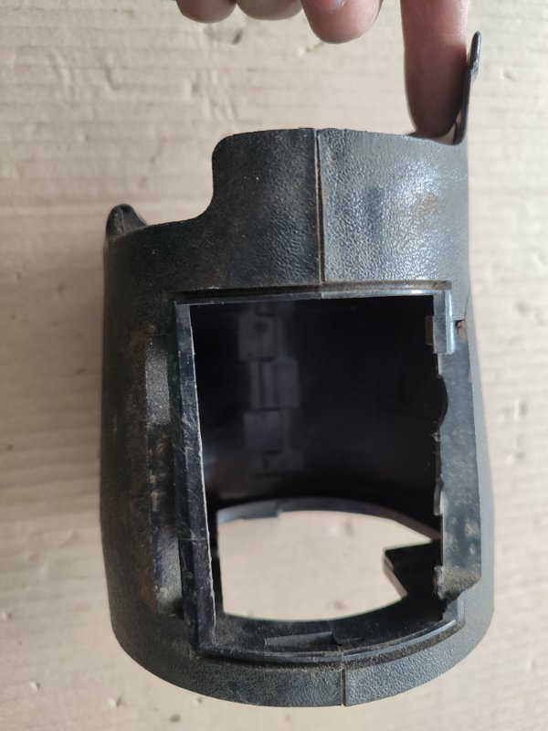 Кожух рулевой колонки Mercedes-Benz w123 1984