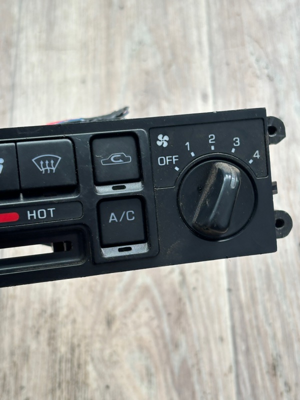 Блок управления климат-контролем Nissan Bluebird 1998 U14