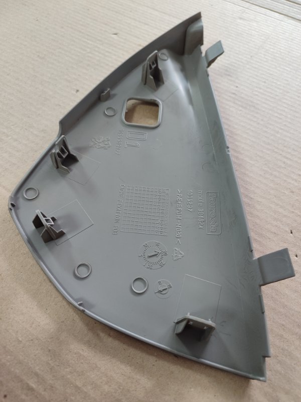 Накладка на торпедо Peugeot 308 2008 308
