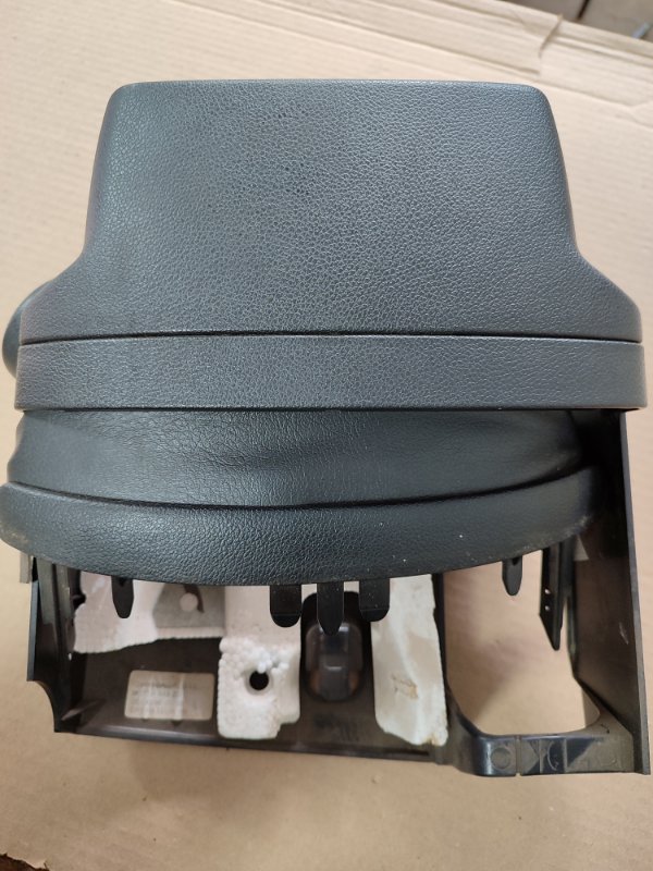 Кожух рулевой колонки Peugeot 308 2008 308