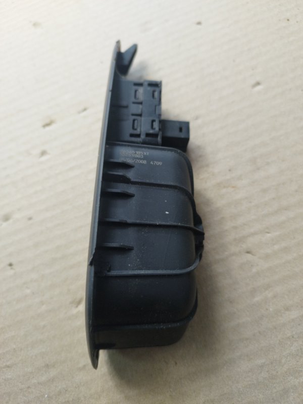 Кнопка стеклоподъемника Peugeot 308 2008 308