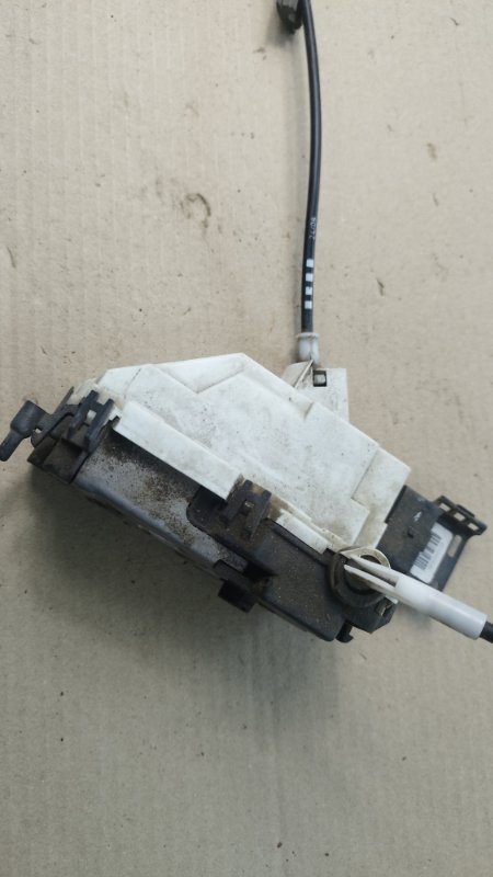 Замок боковой двери Peugeot 308 2008 308