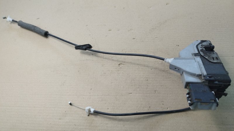 Замок боковой двери Peugeot 308 2008 308