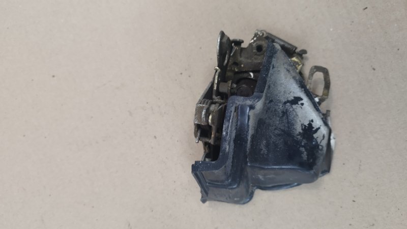 Замок боковой двери Mercedes-Benz w123 1984
