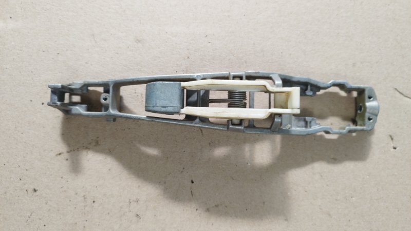 Ручка двери внешняя Mercedes-Benz W124 1988 дорестайлинг