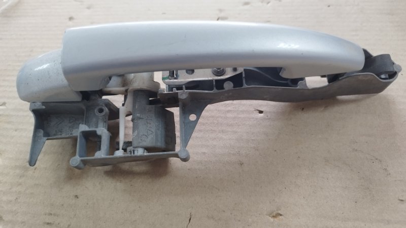 Ручка двери внешняя Peugeot 308 2008 308