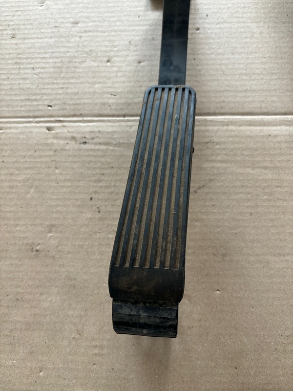 Педаль газа Mercedes-Benz E-ClASS 1998 W210