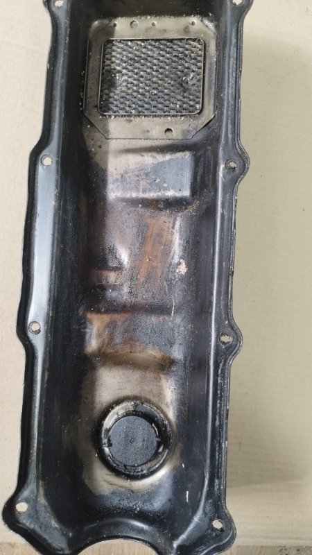Крышка головки блока цилиндров Volkswagen Passat B3
