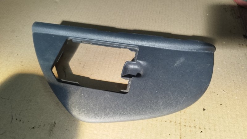 Накладка на торпедо Hyundai Elantra 2008 hd