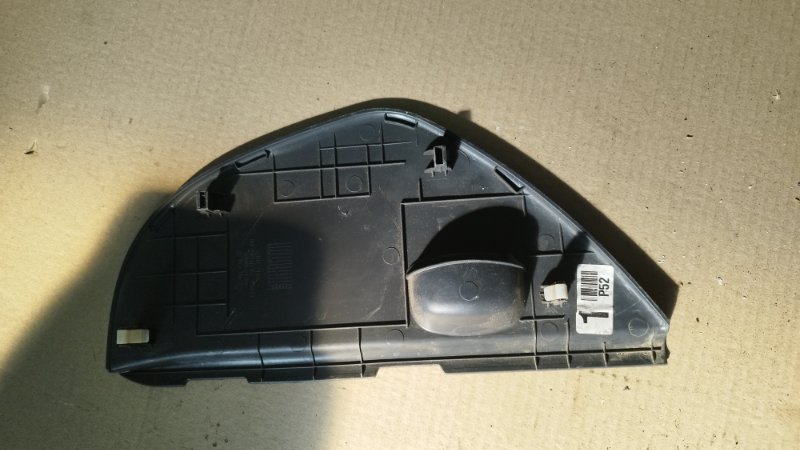 Накладка на торпедо Hyundai Elantra 2008 hd
